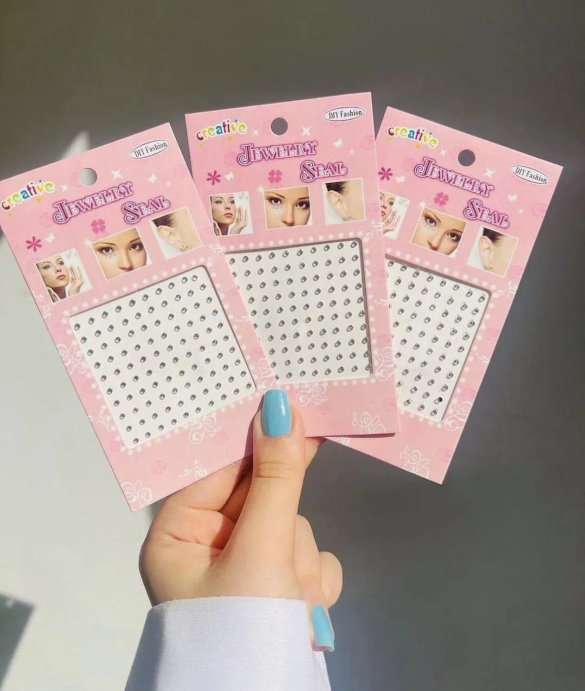 نگین میکاپ/پیرسینگ فیک