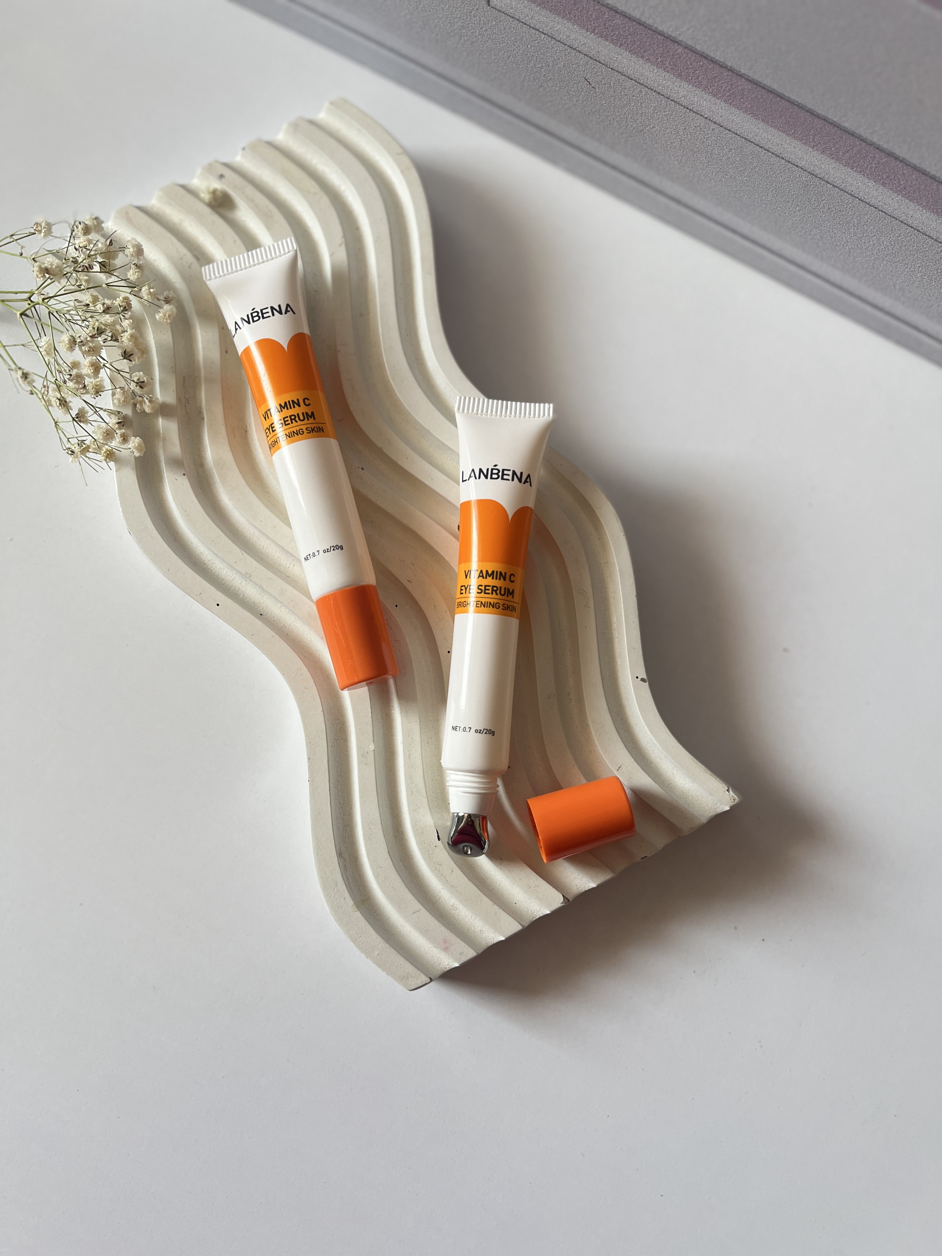 سرم دورچشم ویتامین سی لانبنا