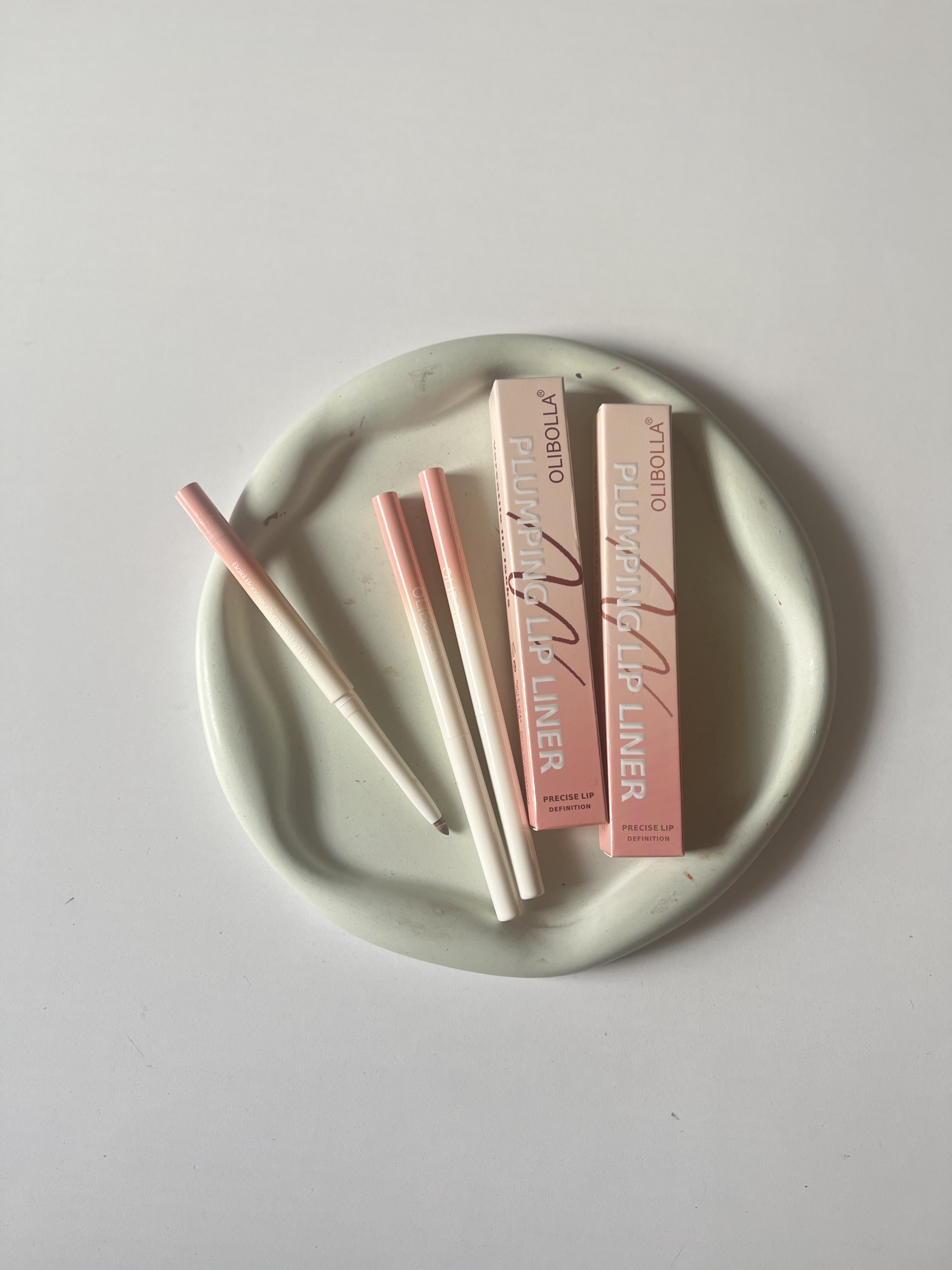 خط لب دوپ شیگلم