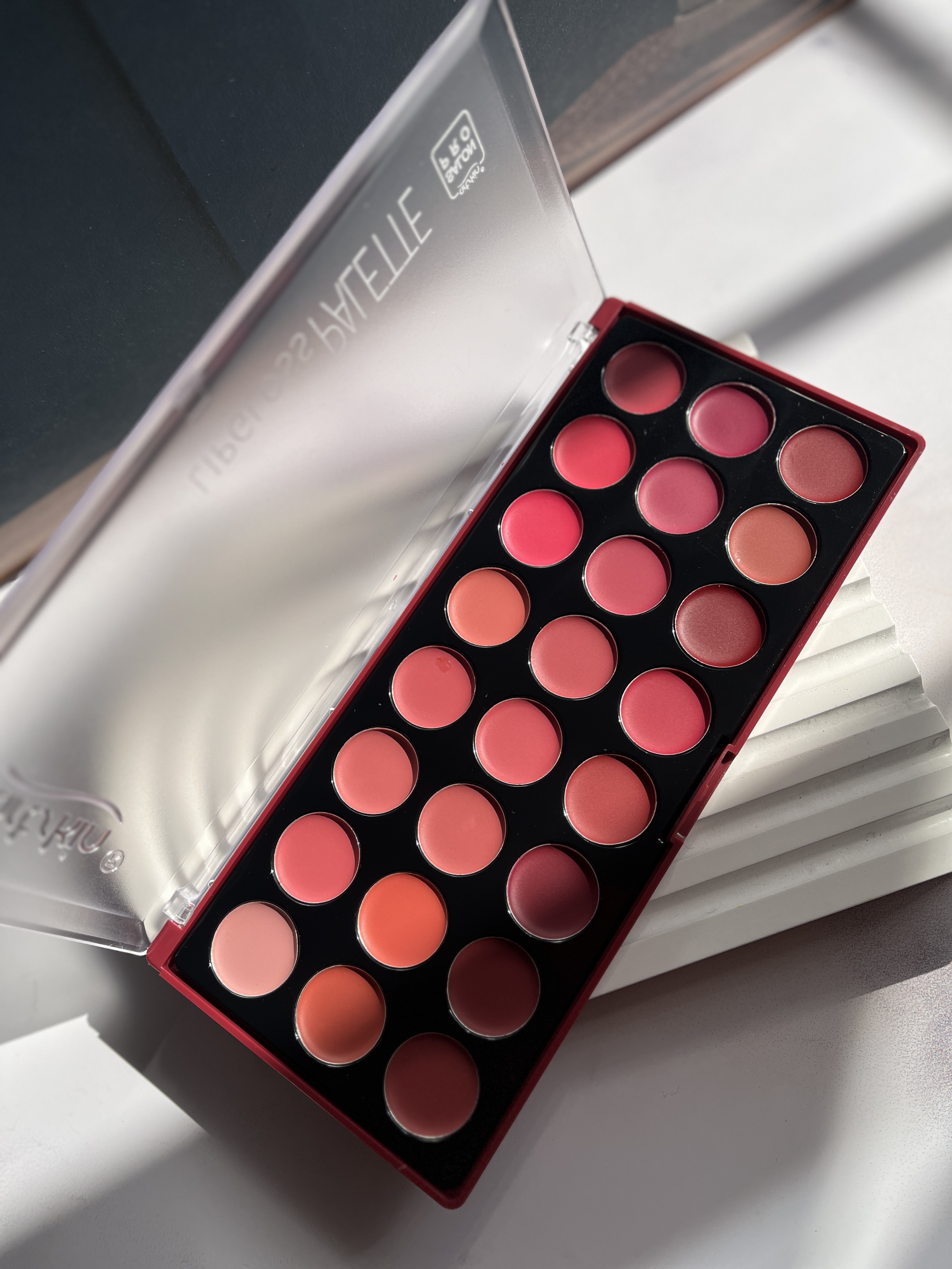 پلت رژ 24تایی آرت اسکین