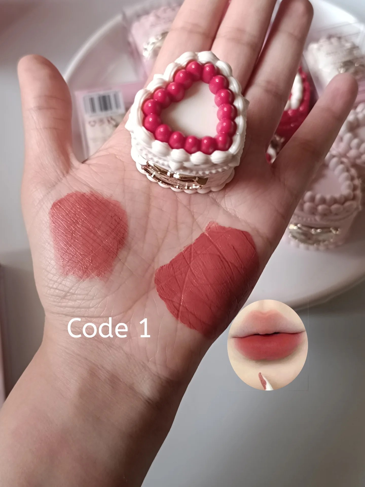 رژلب اشرافی دوپ فلاورنوز