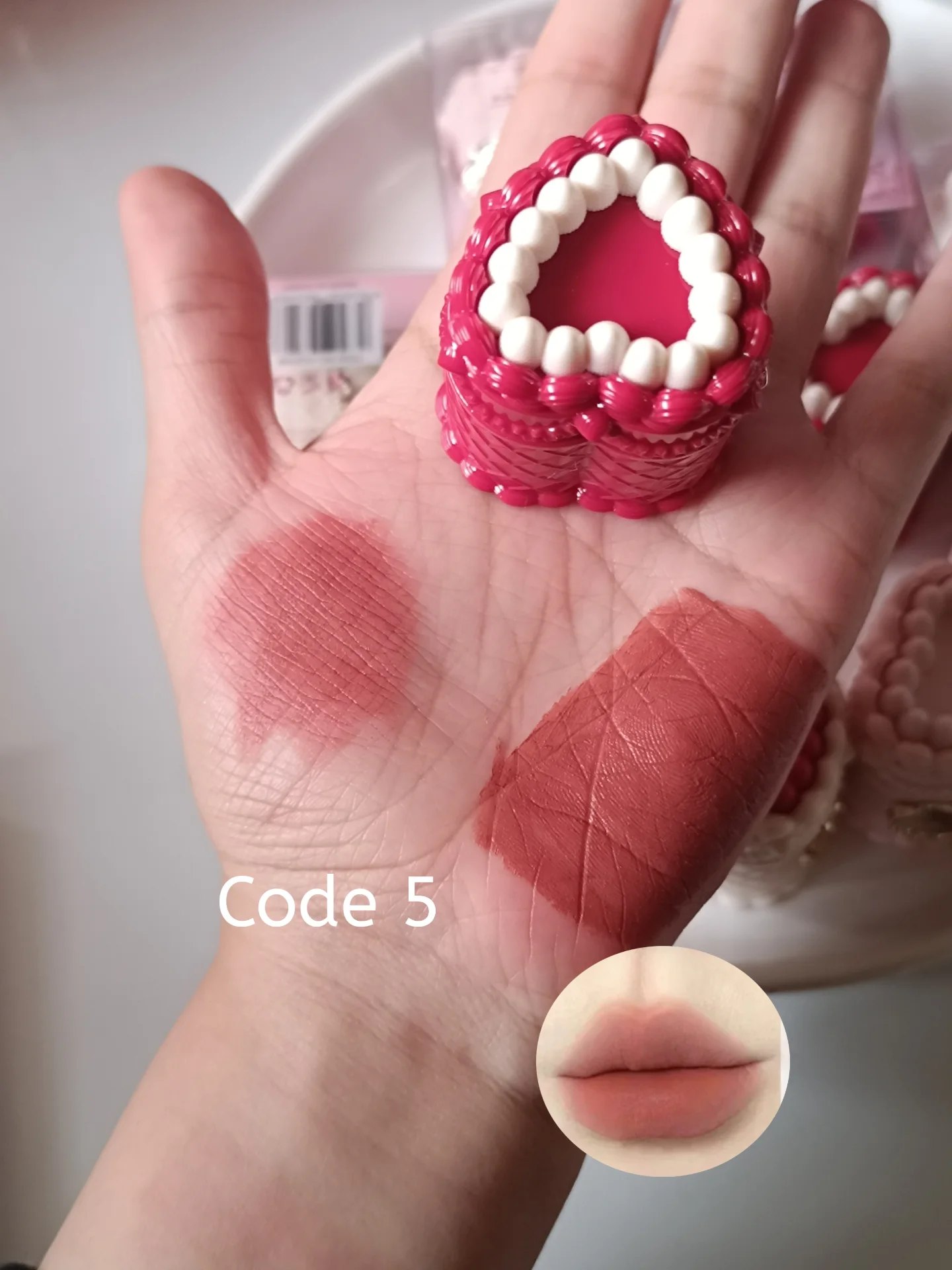 رژلب اشرافی دوپ فلاورنوز