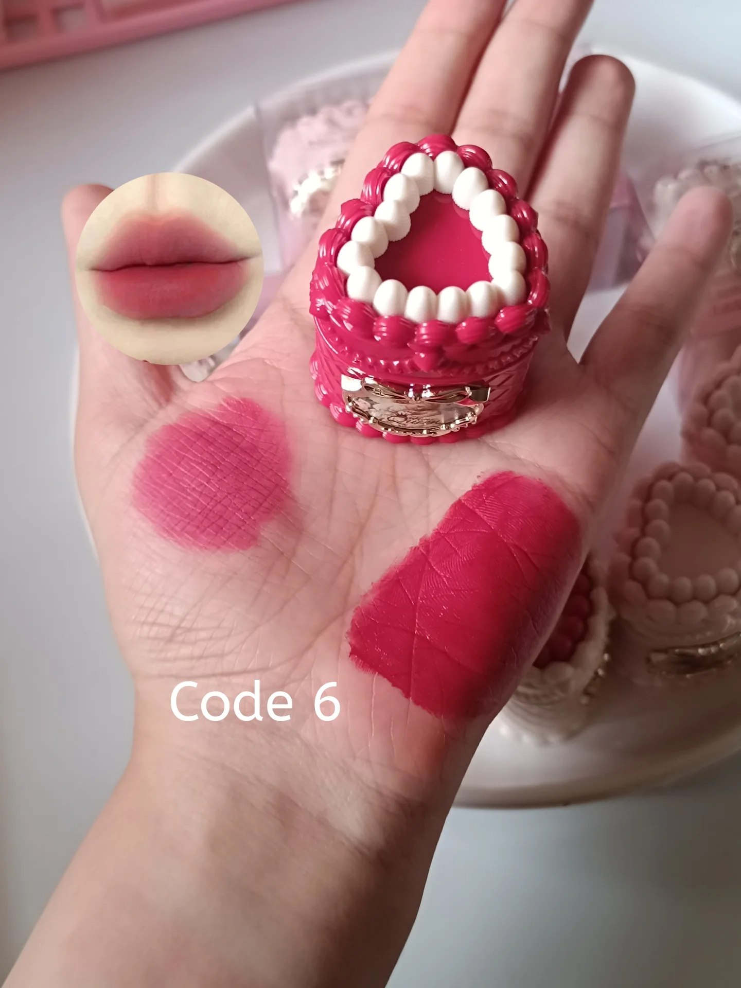 رژلب اشرافی دوپ فلاورنوز