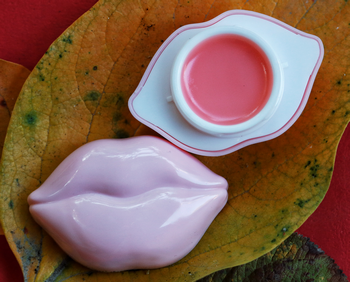 ماسک لب کرمی